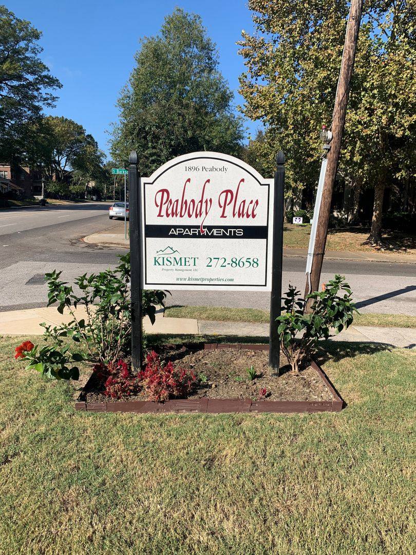 Apartment for rent at 1896 Peabody, Memphis, TN 38104