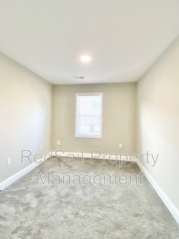 House for rent at 1010 36th St, Newport News, VA 23607