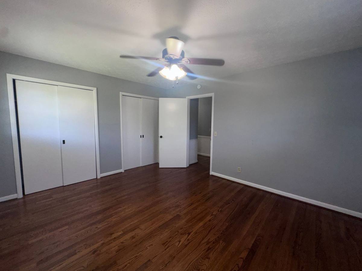 House for rent at 302 11th St NE, Jacksonville, AL 36265