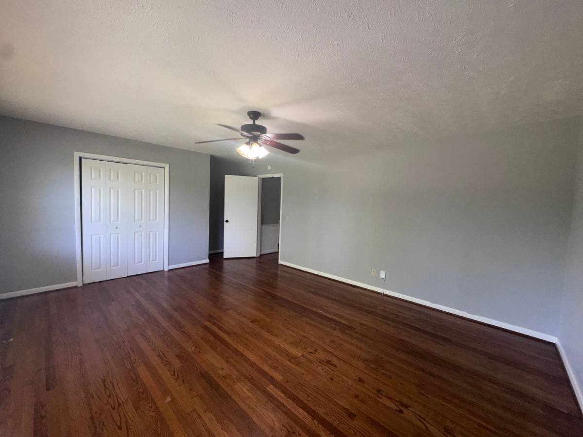 House for rent at 302 11th St NE, Jacksonville, AL 36265