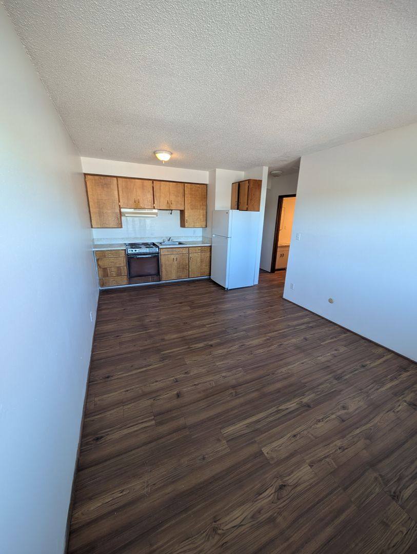 Apartment for rent at 1949 Main St, Klamath Falls, OR 97601