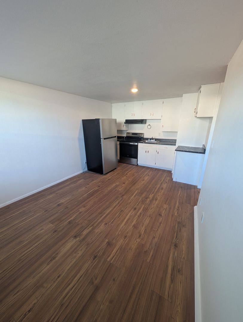 Apartment for rent at 1949 Main St, Klamath Falls, OR 97601