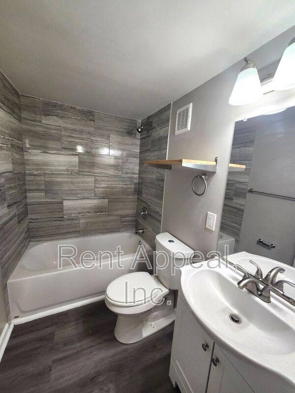 House for rent at 5 Burbank Dr #B, Atlanta, GA 30314