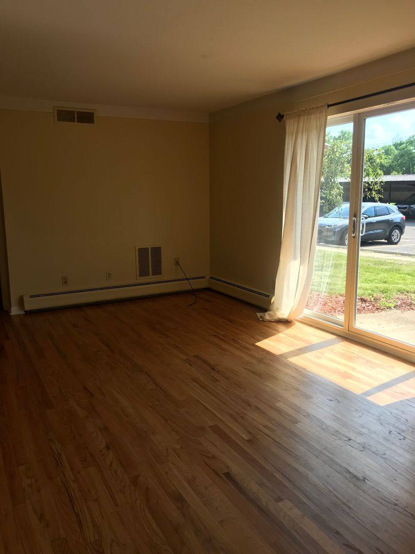 Apartment for rent at 1221 Island Dr, Ann Arbor, MI 48105