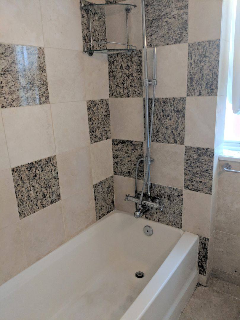 Apartment for rent at 4164 W Pine Ave, Saint Louis, MO 63108