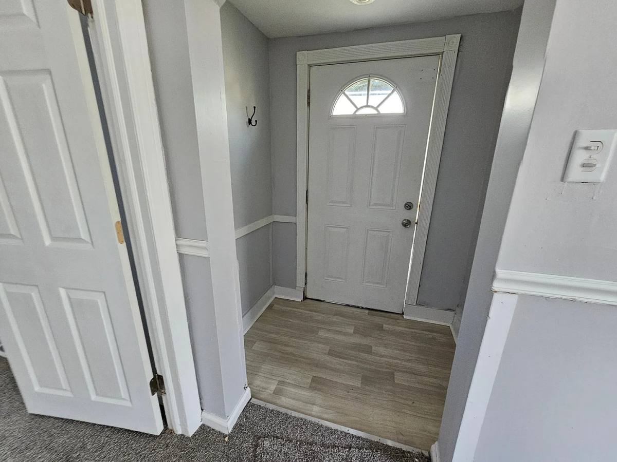 House for rent at 6828 Meadow, Warren, MI 48091