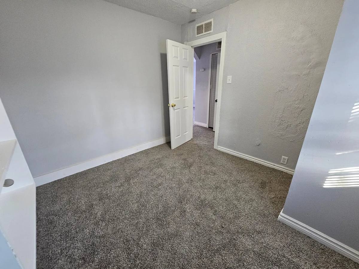 House for rent at 6828 Meadow, Warren, MI 48091