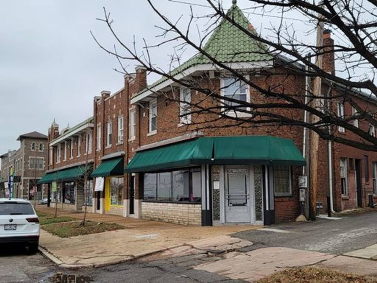 Apartment for rent at 4415-4423 S Kingshighway Blvd, Saint Louis, MO 63109
