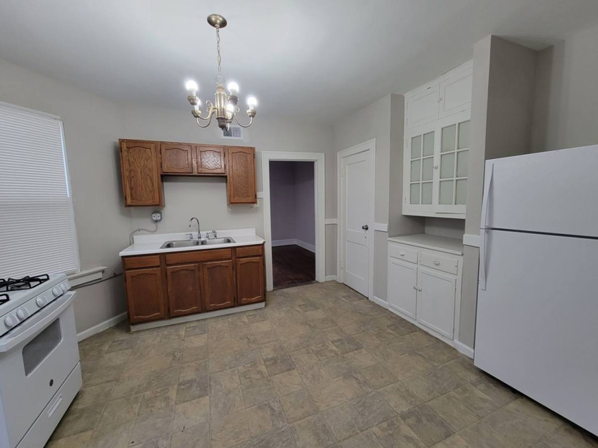 Apartment for rent at 4415-4423 S Kingshighway Blvd, Saint Louis, MO 63109