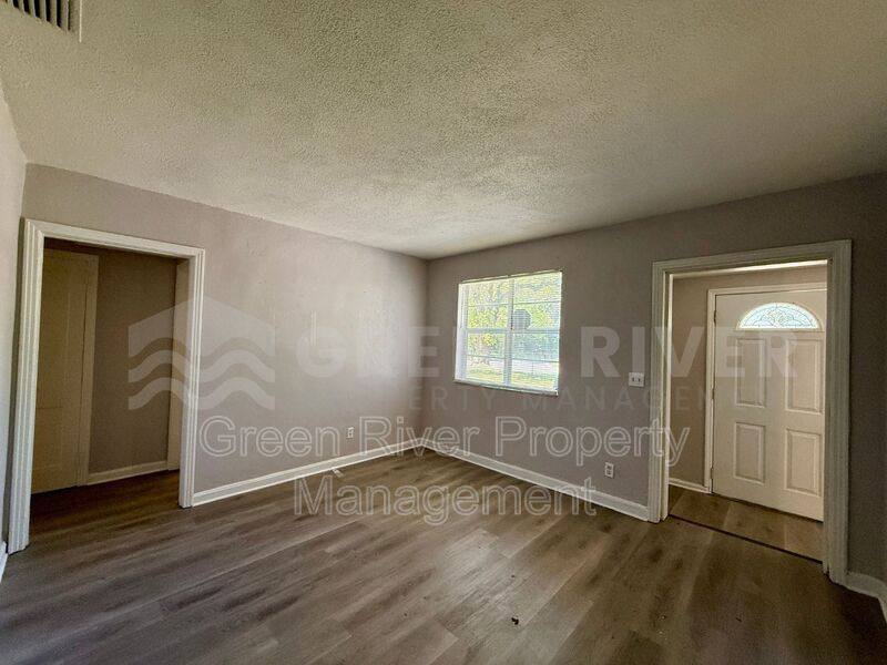 House for rent at 3078 W 15th St, Jacksonville, FL 32254