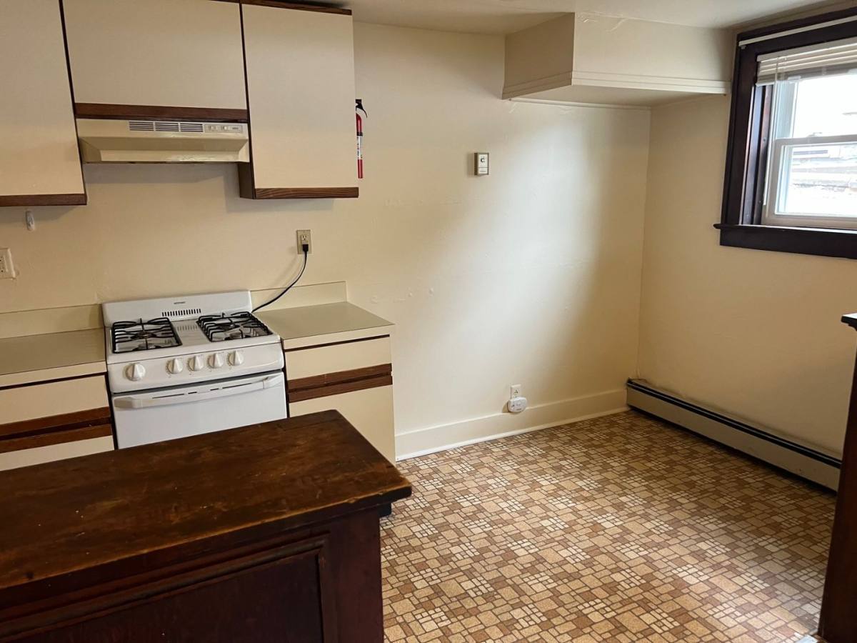 Apartment for rent at 426 Packard St, Ann Arbor, MI 48104
