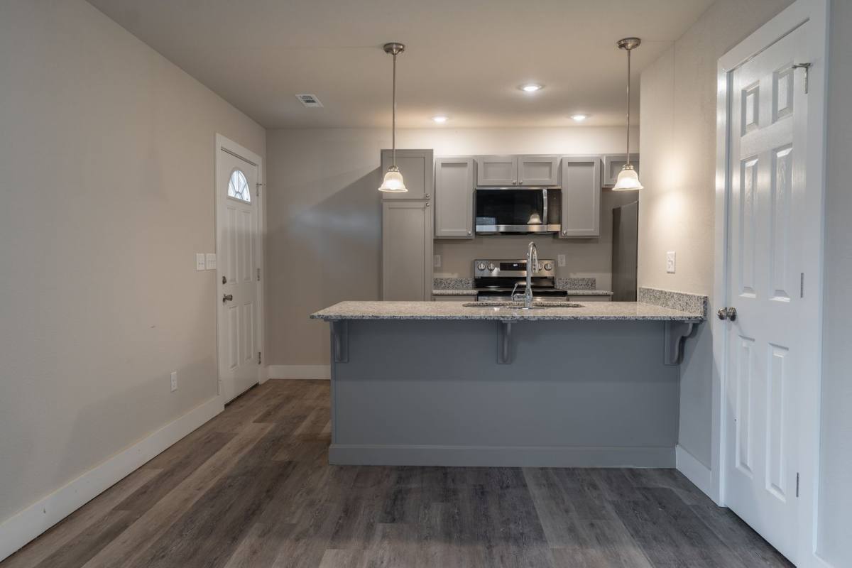 Apartment for rent at 1374 N Porter Rd, Fayetteville, AR 72703