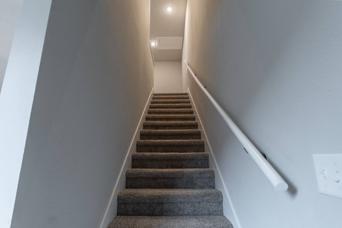 Apartment for rent at 1374 N Porter Rd, Fayetteville, AR 72703