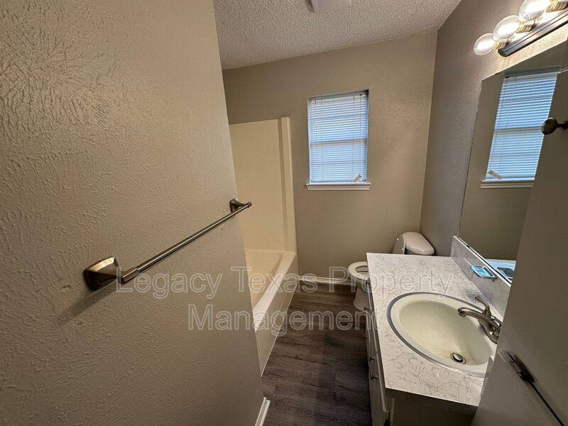 Apartment for rent at 1116 N Nolan River Rd #A, Cleburne, TX 76033