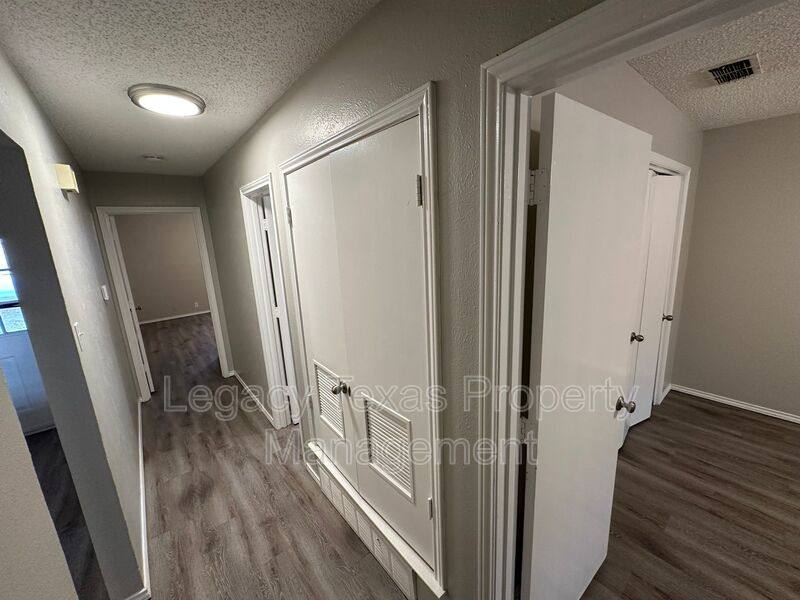Apartment for rent at 1116 N Nolan River Rd #A, Cleburne, TX 76033