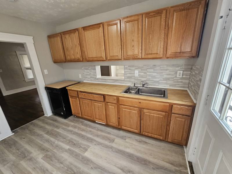 House for rent at 4916 E 85th St, Cleveland, OH 44125