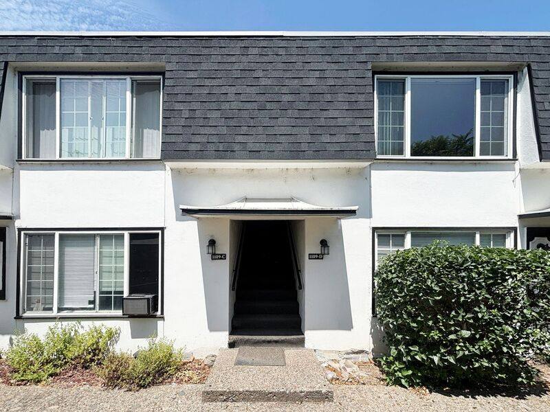 Apartment for rent at 1109-B W 6th Ave, Eugene, OR 97402