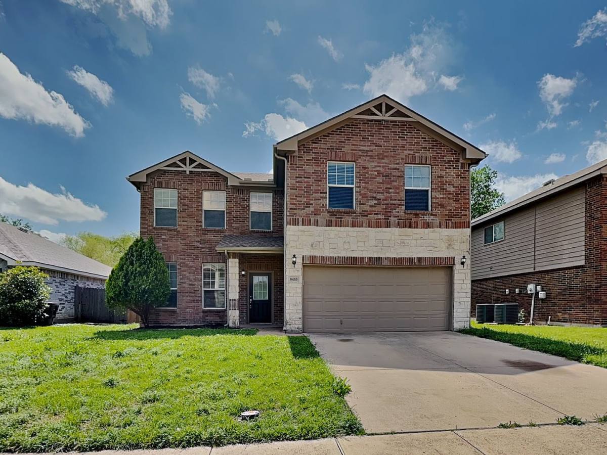 House for rent at 8453 Shallow Creek Dr, Fort Worth, TX 76179