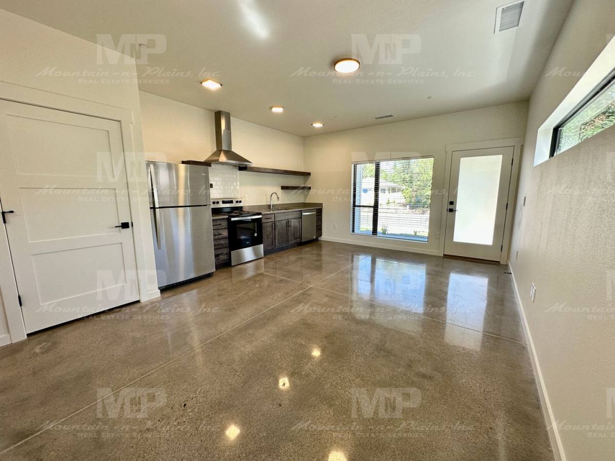 Townhouse for rent at 301 Parker St, Fort Collins, CO 80525
