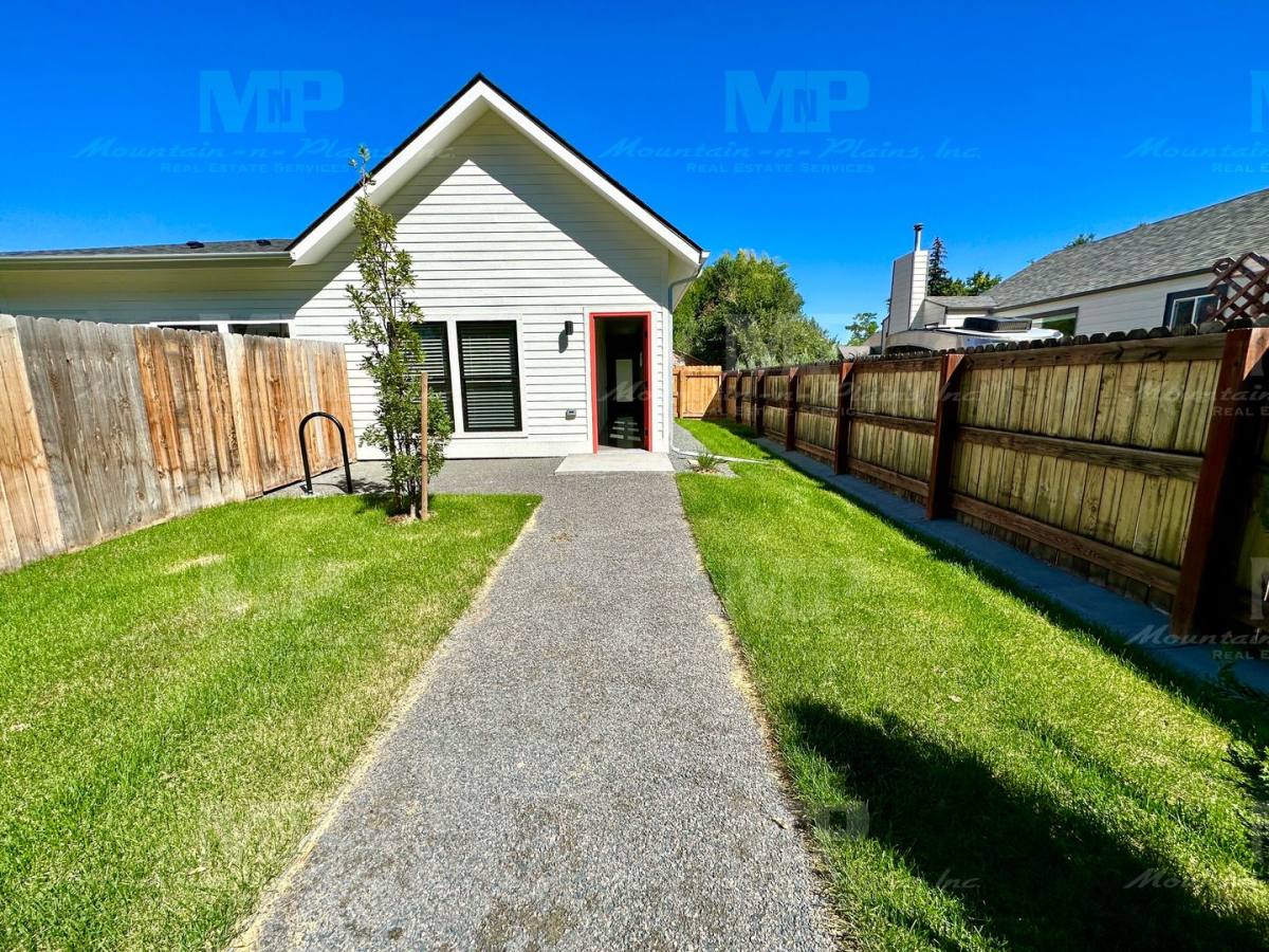 Townhouse for rent at 301 Parker St, Fort Collins, CO 80525