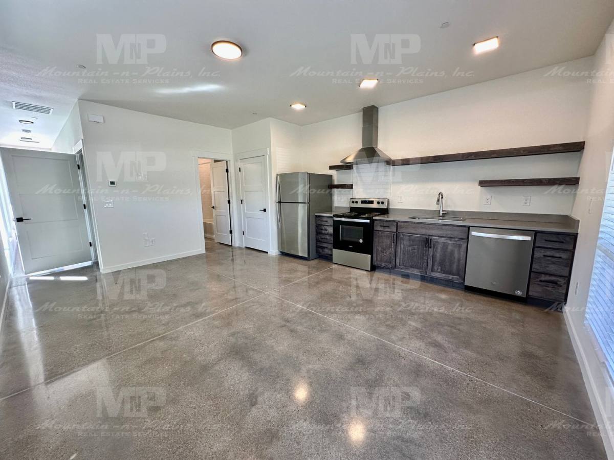 Townhouse for rent at 301 Parker St, Fort Collins, CO 80525