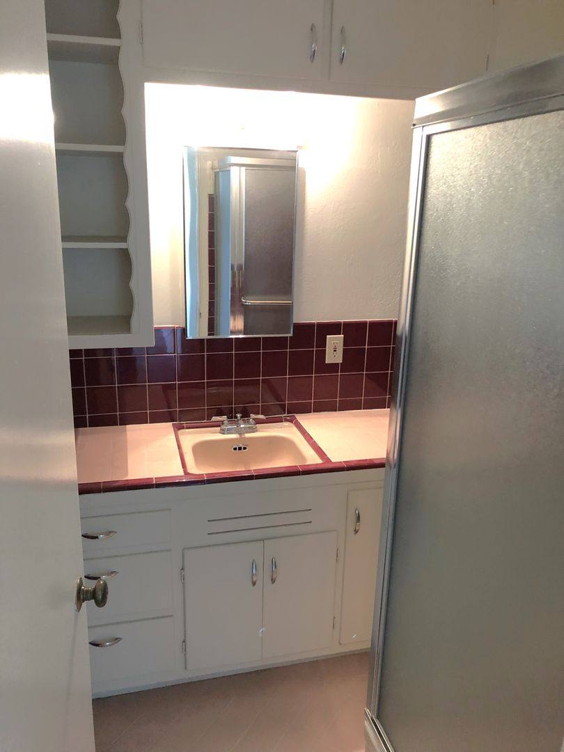 Apartment for rent at 905 Santa Clara Ave, Alameda, CA 94501
