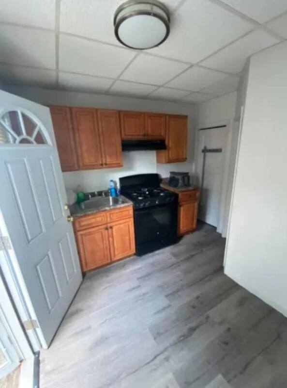 Apartment for rent at 152 N Robinson St #1, Philadelphia, PA 19139
