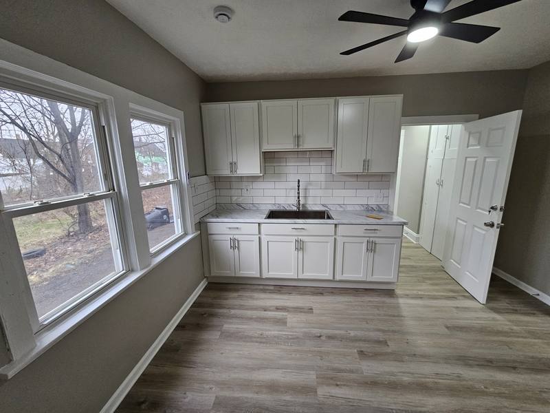 Apartment for rent at 9711 Aetna Rd #DOWNSTAIRS, Cleveland, OH 44105