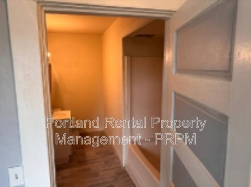 Apartment for rent at 2214 5th St #14, Tillamook, OR 97141