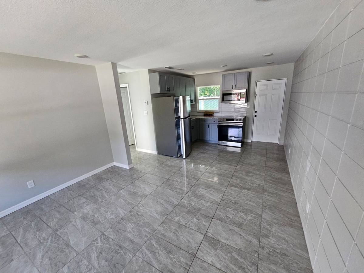 House for rent at 212 S 3rd St, Haines City, FL 33844