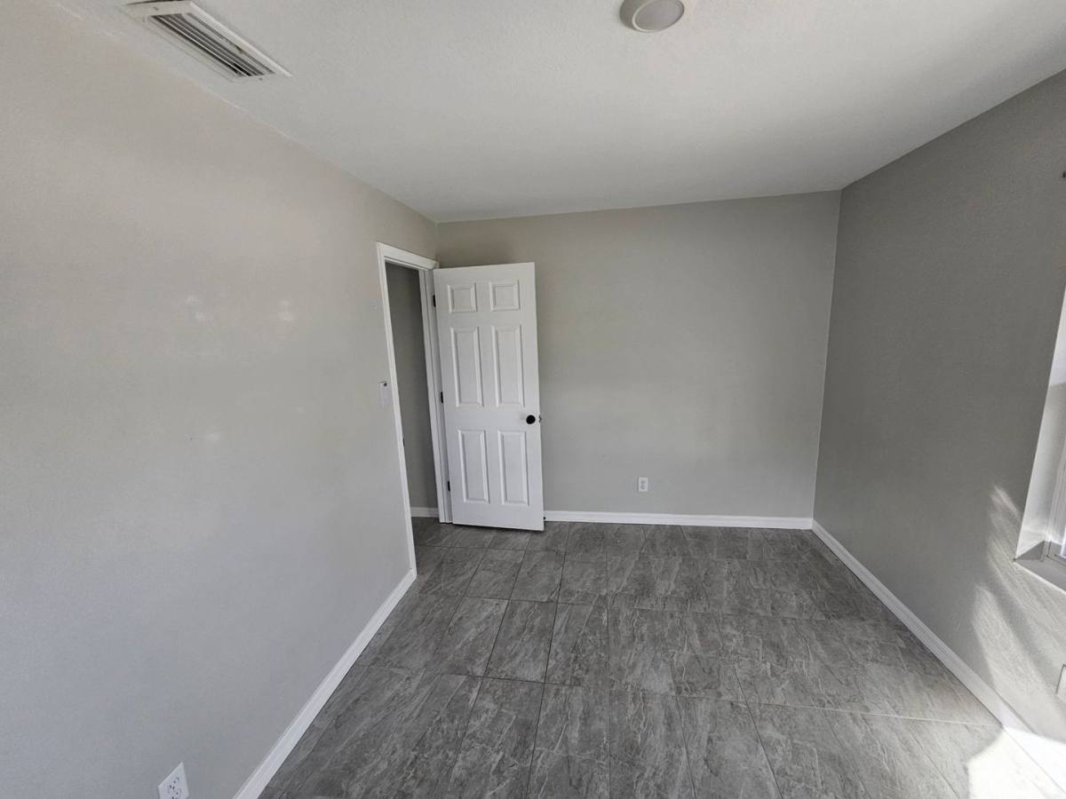 House for rent at 212 S 3rd St, Haines City, FL 33844
