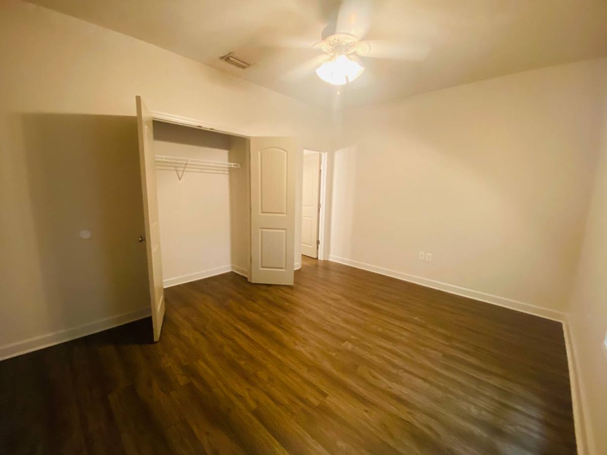 Apartment for rent at 810 Baytree Rd, Valdosta, GA 31602