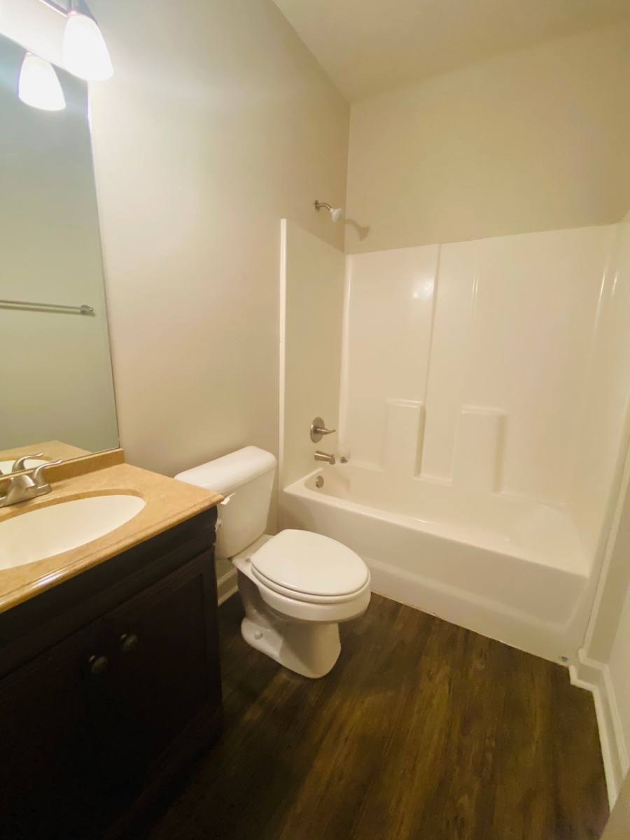 Apartment for rent at 810 Baytree Rd, Valdosta, GA 31602