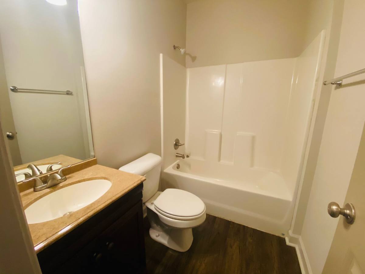 Apartment for rent at 810 Baytree Rd, Valdosta, GA 31602