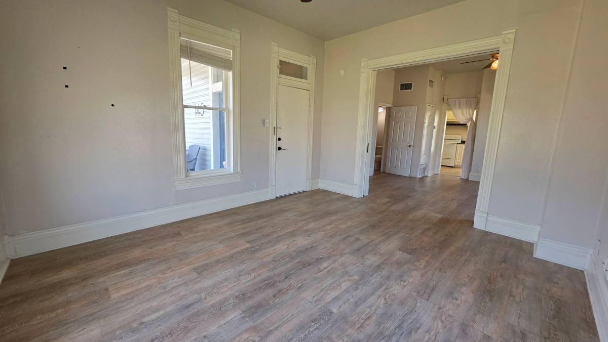 Apartment for rent at 145 N Kealy St, Lewisville, TX 75057