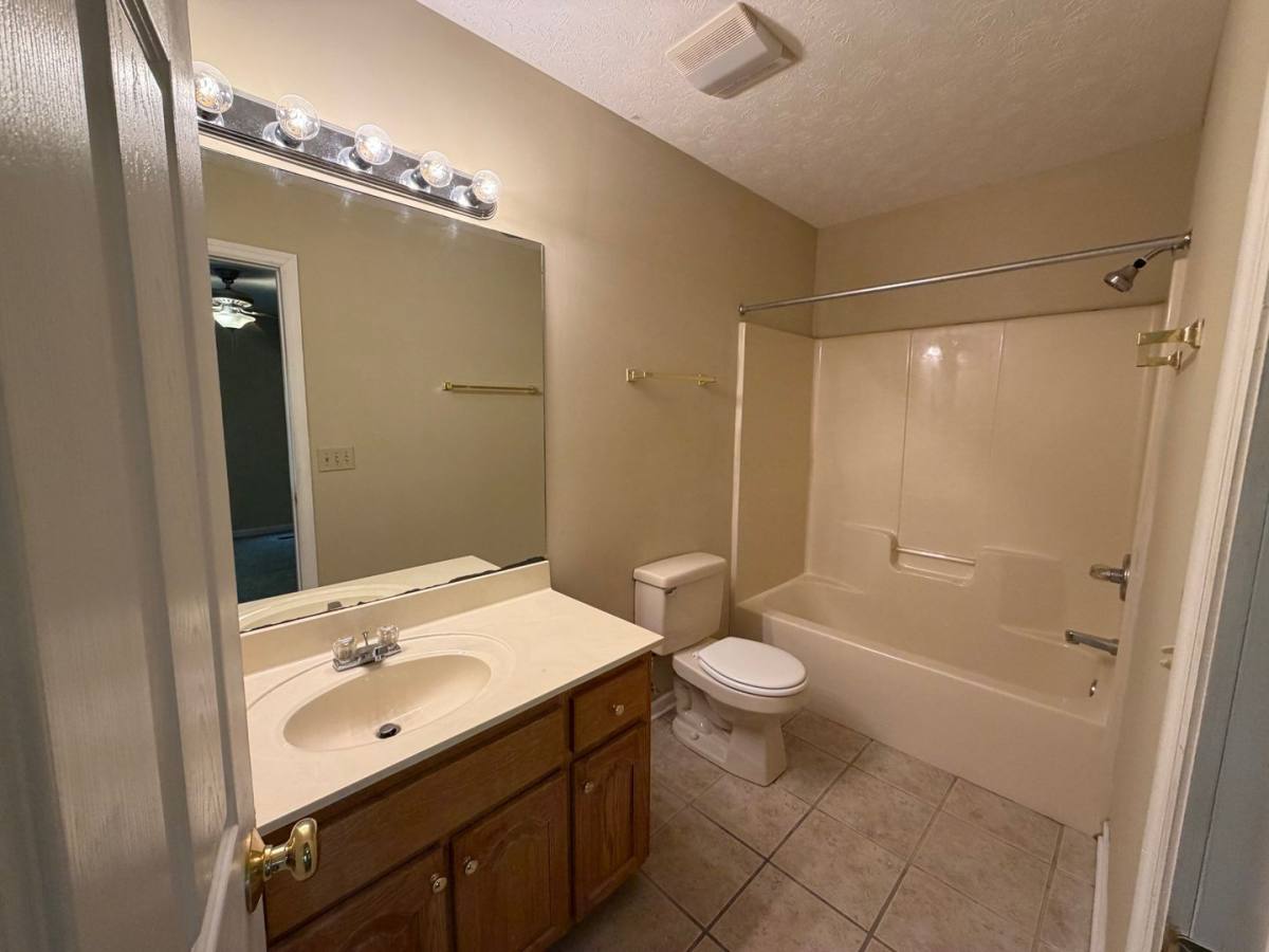 Condo for rent at 147 Harmon Dr, Auburn, AL 36832
