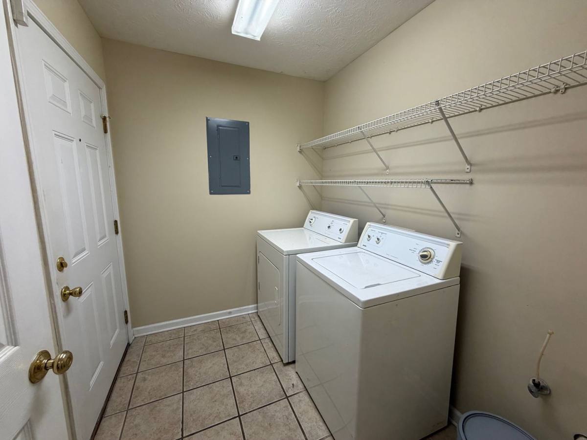 Condo for rent at 147 Harmon Dr, Auburn, AL 36832