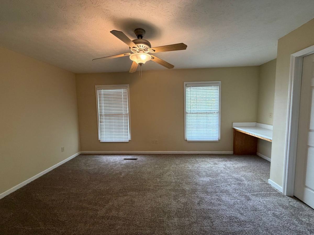 Condo for rent at 147 Harmon Dr, Auburn, AL 36832