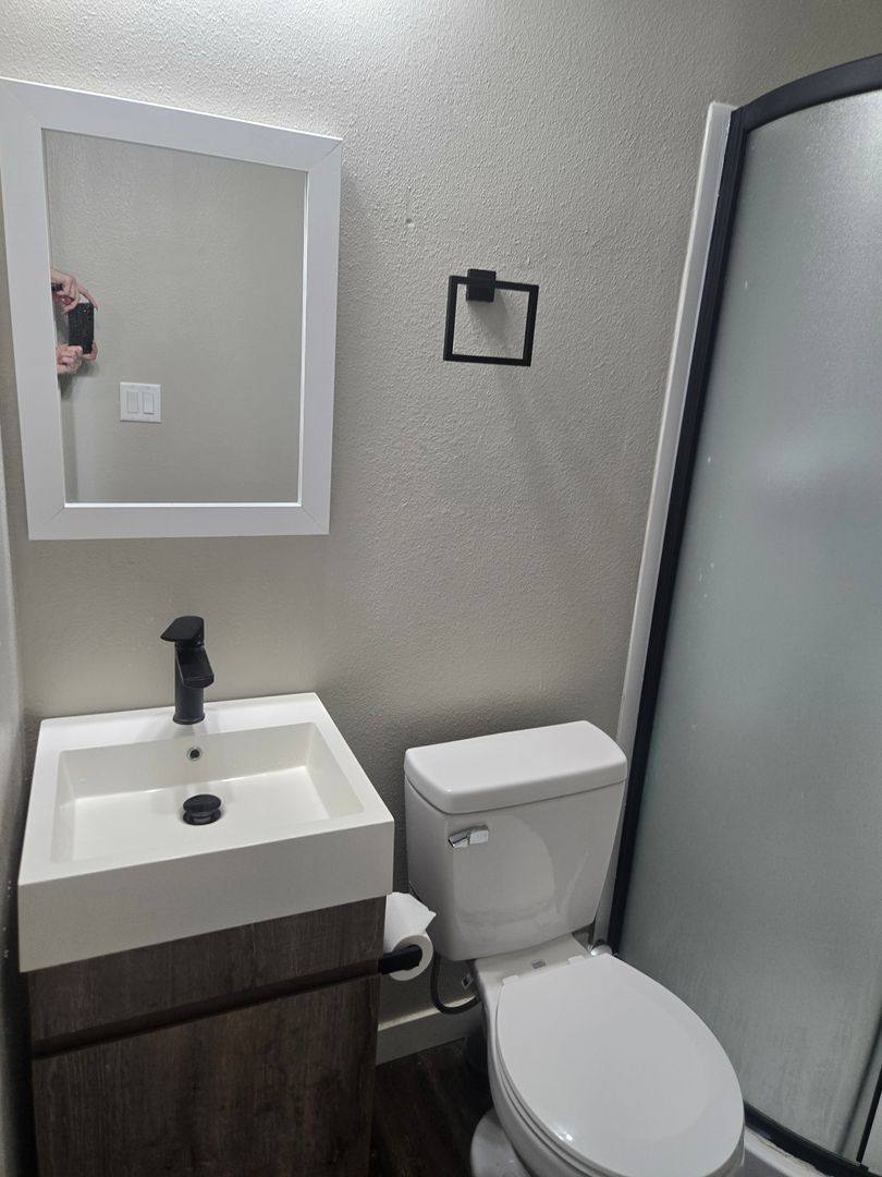 Apartment for rent at 707 NW 4th Ave, Mineral Wells, TX 76067