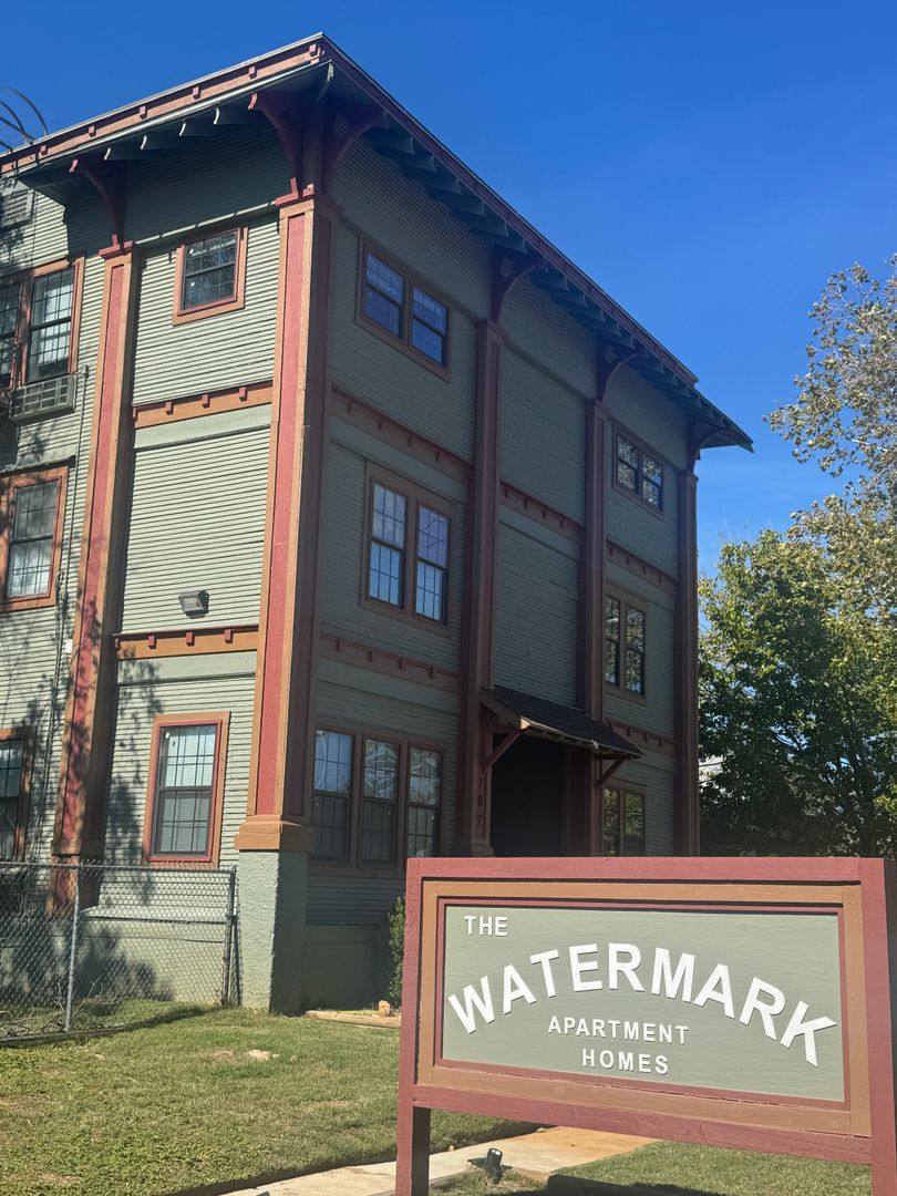 Apartment for rent at 707 NW 4th Ave, Mineral Wells, TX 76067