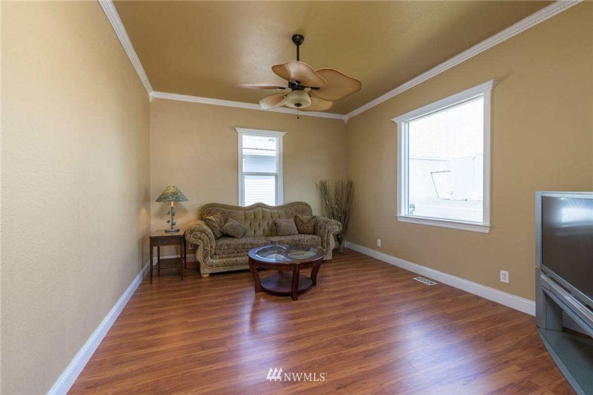 House for rent at 5723 3rd Ave, Ferndale, WA 98248