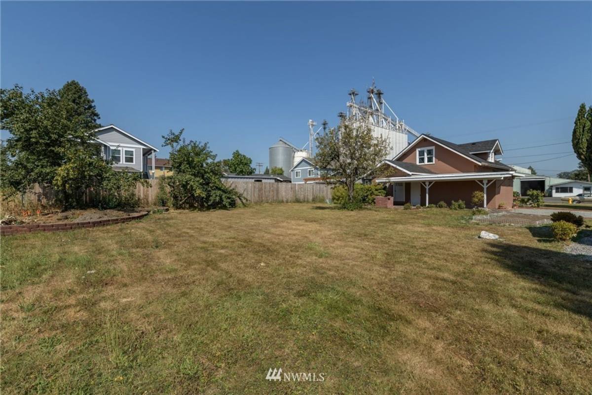 House for rent at 5723 3rd Ave, Ferndale, WA 98248