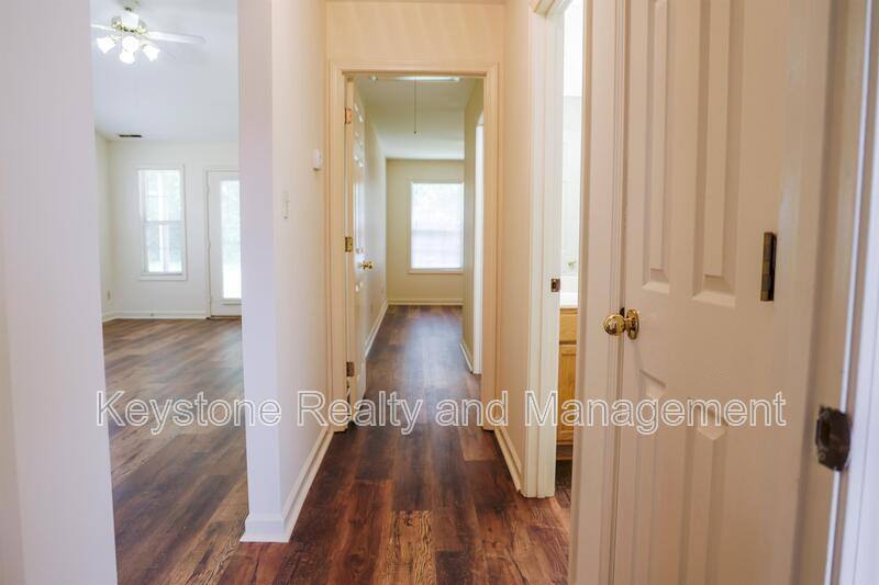 Apartment for rent at 753 Sivley Rd, Hopkinsville, KY 42240