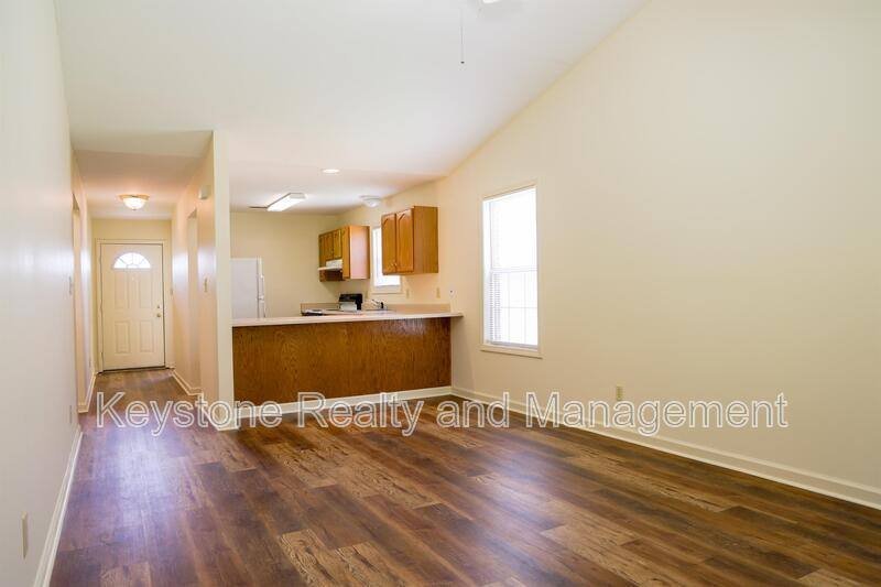 Apartment for rent at 753 Sivley Rd, Hopkinsville, KY 42240