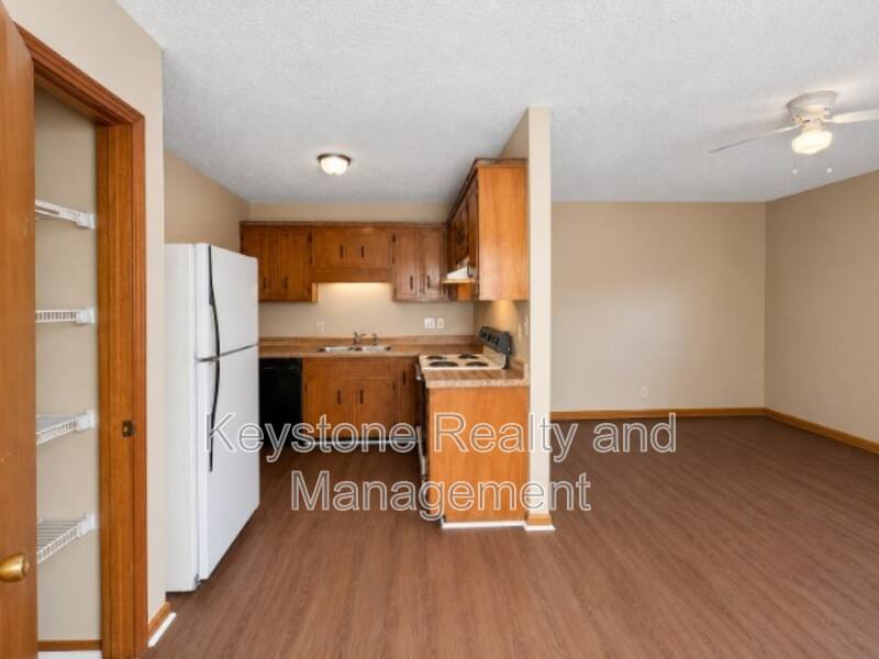 Apartment for rent at 706 Peachers Dr #J, Clarksville, TN 37042