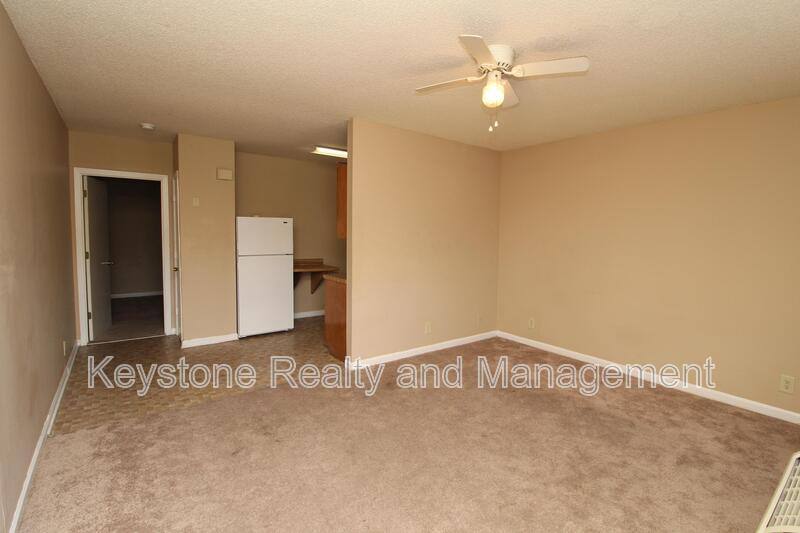 Apartment for rent at 706 Peachers Dr #J, Clarksville, TN 37042