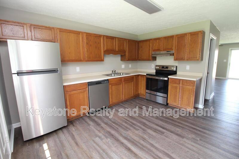 Apartment for rent at 927 Lc Ave, Hopkinsville, KY 42240