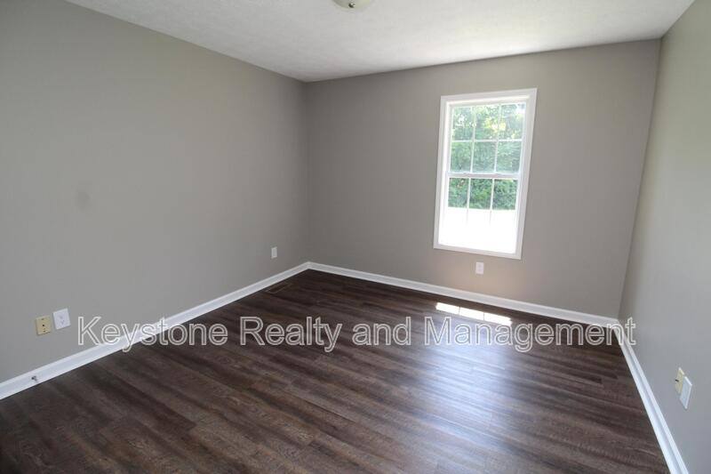 Apartment for rent at 927 Lc Ave, Hopkinsville, KY 42240
