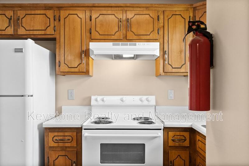 Apartment for rent at 308 Thompsonville Lane #801, Oak Grove, KY 42262
