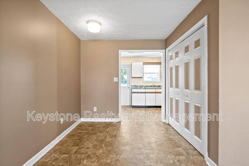 Apartment for rent at 306 Thompsonville Lane #907, Oak Grove, KY 42262